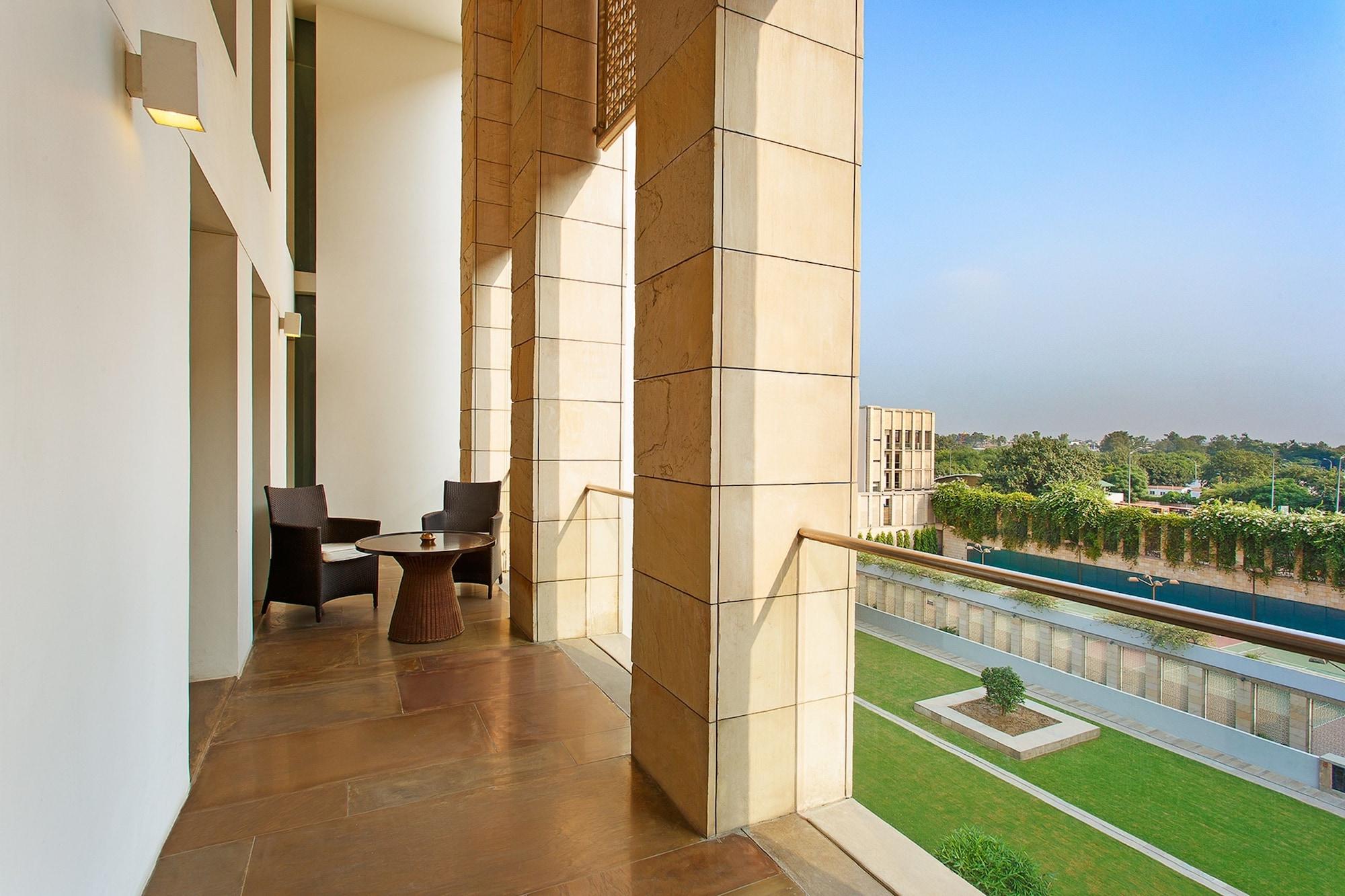 The Lodhi - A Member Of The Leading Hotels Of The World New Delhi Exteriör bild