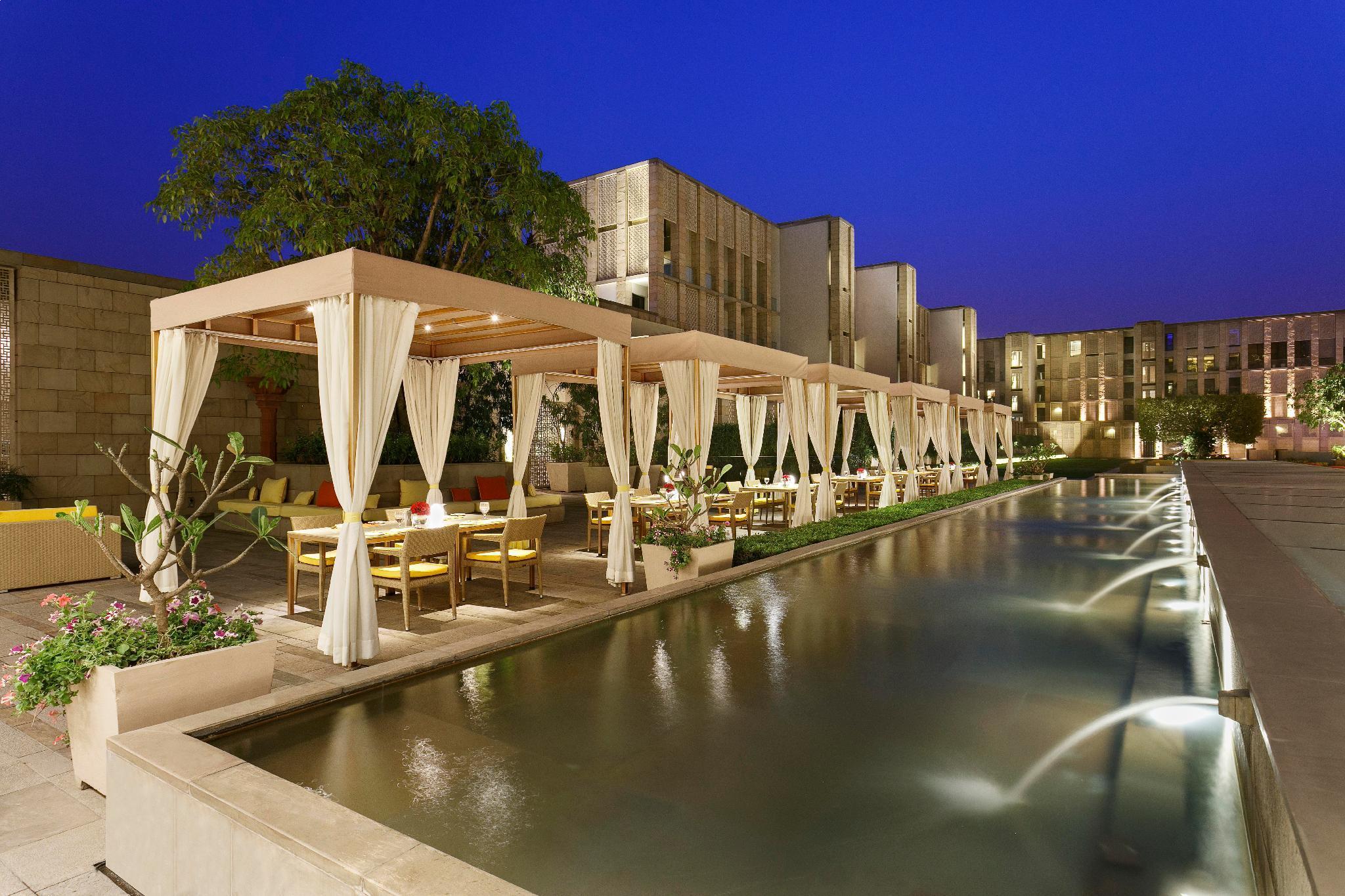 The Lodhi - A Member Of The Leading Hotels Of The World New Delhi Exteriör bild